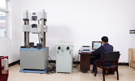 Universal hydraulic testing machine